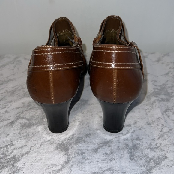 A2 by Aerosoles Brown Ankle Booty Side Zipper - Picture 3 of 7